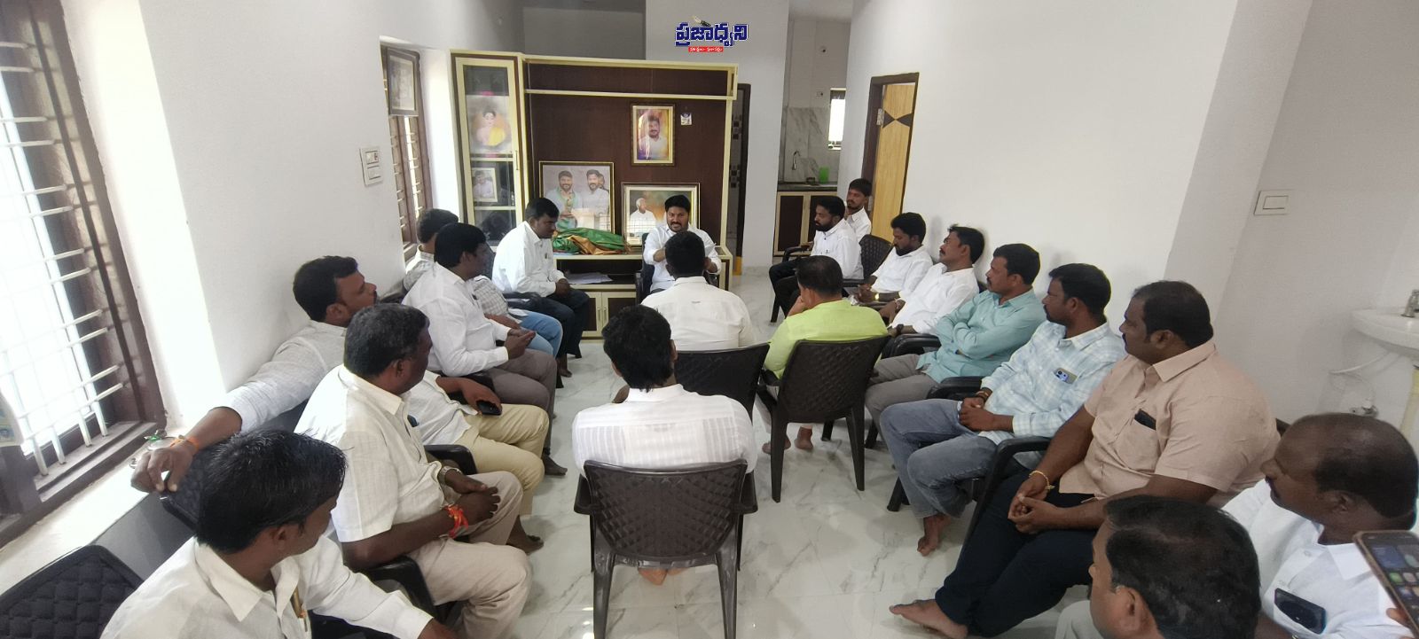 పట్టభద్రుల ఎమ్మెల్సీ ఎన్నికల్లో కాంగ్రెస్ అభ్యర్థి గెలుపునకు కృషి చేయాలి - అదనపు చిత్రం 1