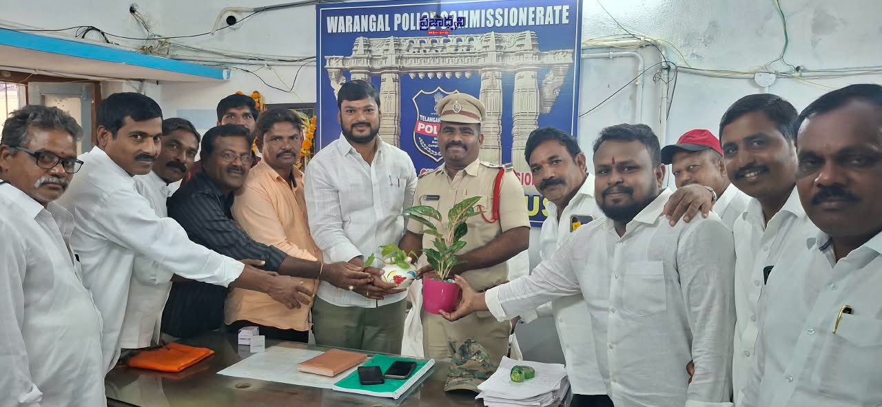 చిల్పూర్ నూతన ఎస్ఐకు బీఆర్ఎస్ నేతల అభినందనలు - అదనపు చిత్రం 2